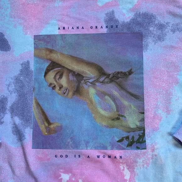 NWT Ariana Grande GIAW Crewneck - Picture 2 of 7